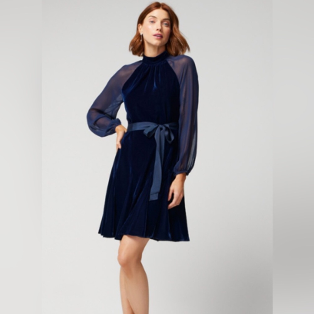White House Black Market Navy Velvet Dress